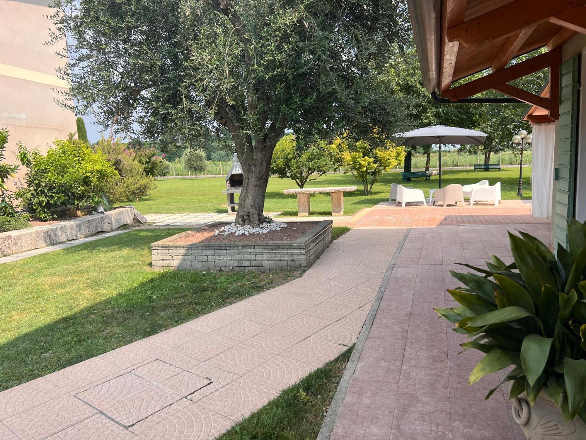 Appartamento "Casa Vacanze Corte Ara Decima" Sona Dış mekan fotoğraf