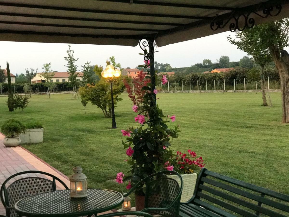 Appartamento "Casa Vacanze Corte Ara Decima" Sona Dış mekan fotoğraf